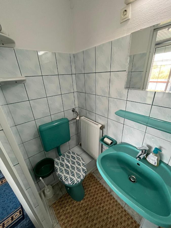 Karolin Apartman Bük Exterior foto